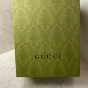 Gucci Green Damask Embossed Cardboard Magnetic Empty Box L 10.2"x W 8.7"x H 4.7"